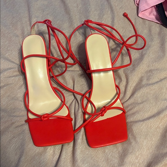 SHEIN red tie up block heel sandals NWOT size 41 women’s - Picture 6 of 7
